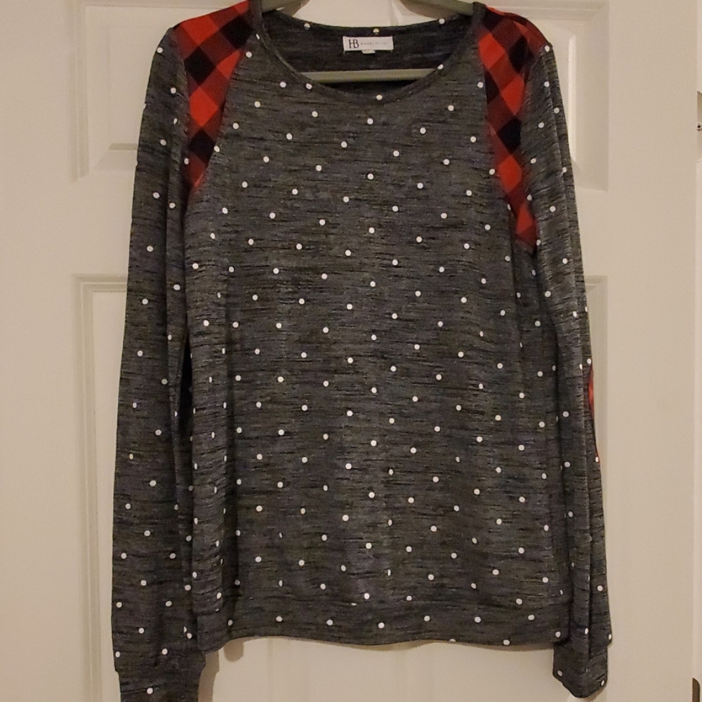 Women's top; Size Large; grey/polka dot/plaid